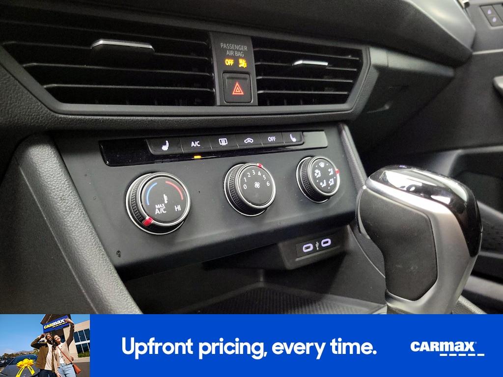used 2024 Volkswagen Jetta car, priced at $21,998