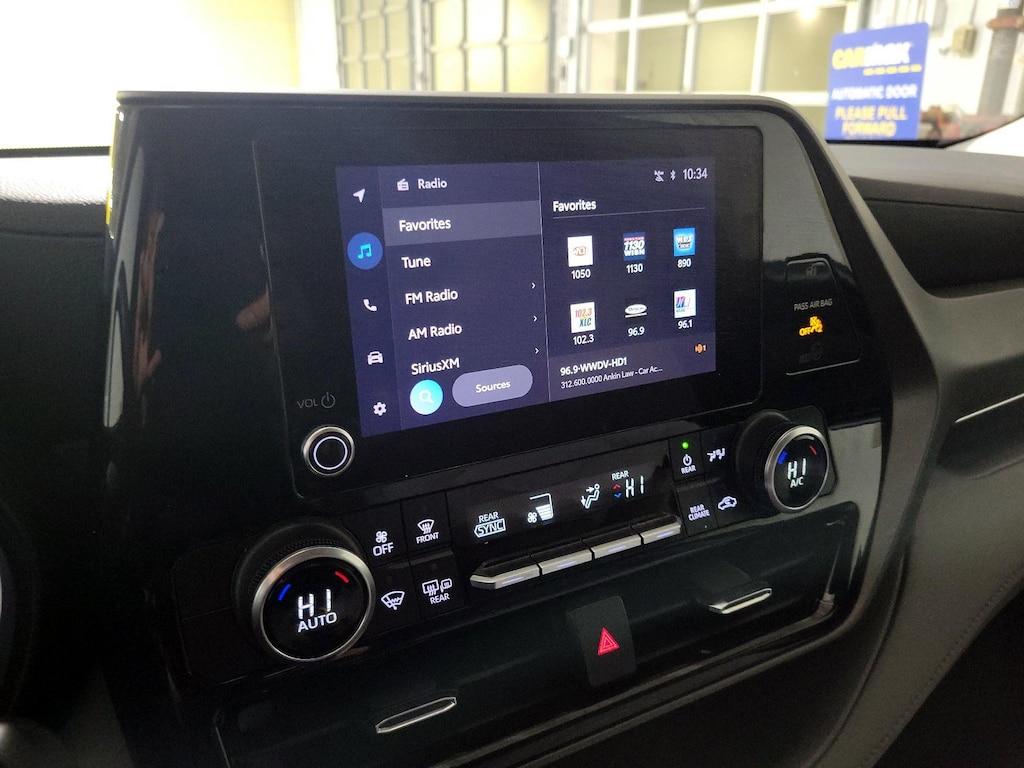 used 2023 Toyota Highlander car, priced at $28,998