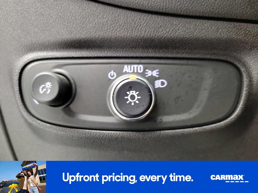 used 2023 Chevrolet Equinox car, priced at $23,998