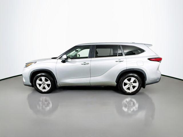 used 2023 Toyota Highlander car, priced at $33,444