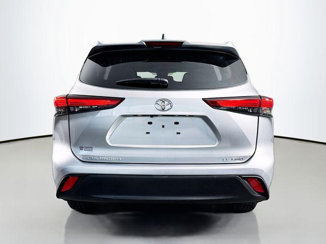 used 2023 Toyota Highlander car, priced at $32,639