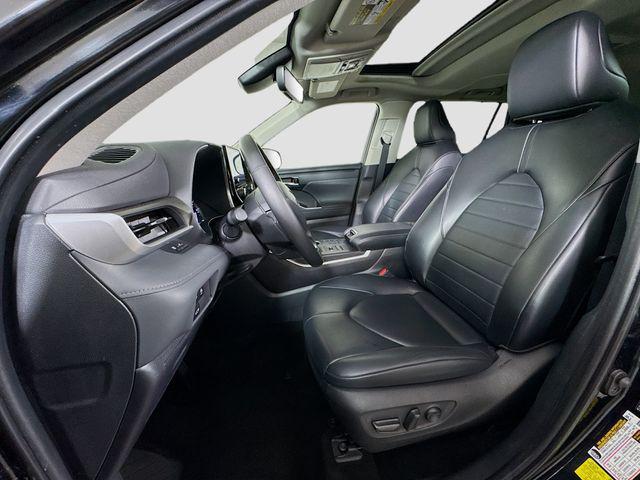 used 2023 Toyota Highlander car, priced at $39,839