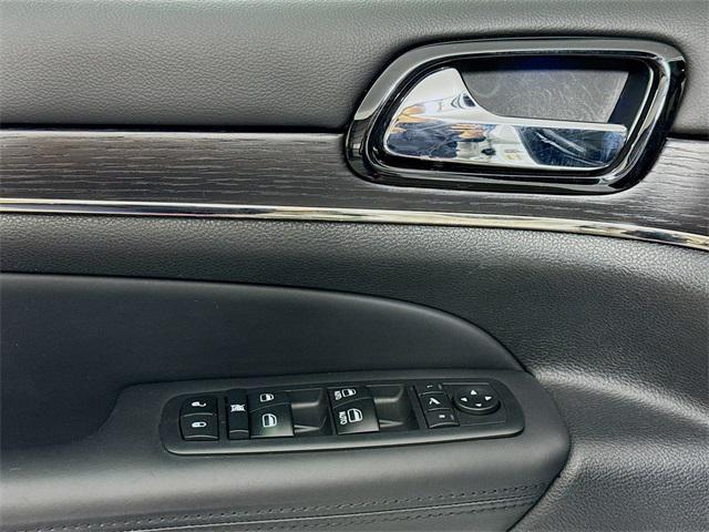 used 2020 Jeep Grand Cherokee car, priced at $25,944