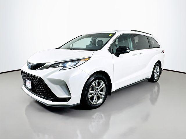 used 2023 Toyota Sienna car, priced at $44,539
