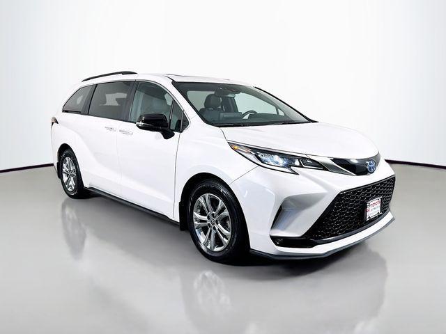 used 2023 Toyota Sienna car, priced at $44,539