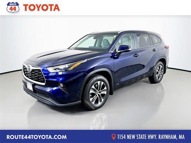 new 2026 Toyota Highlander Hybrid car, priced at $49,203