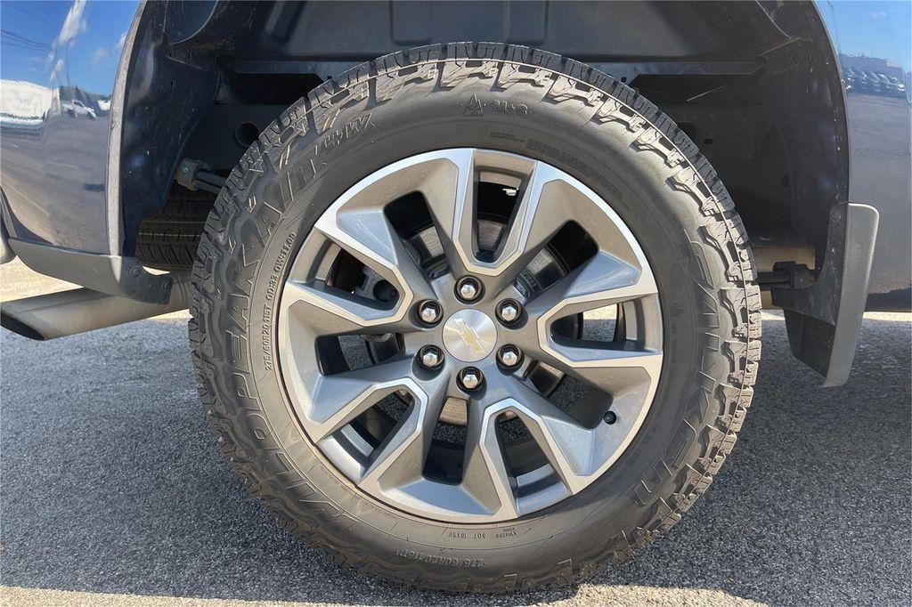 used 2022 Chevrolet Silverado 1500 car, priced at $30,500