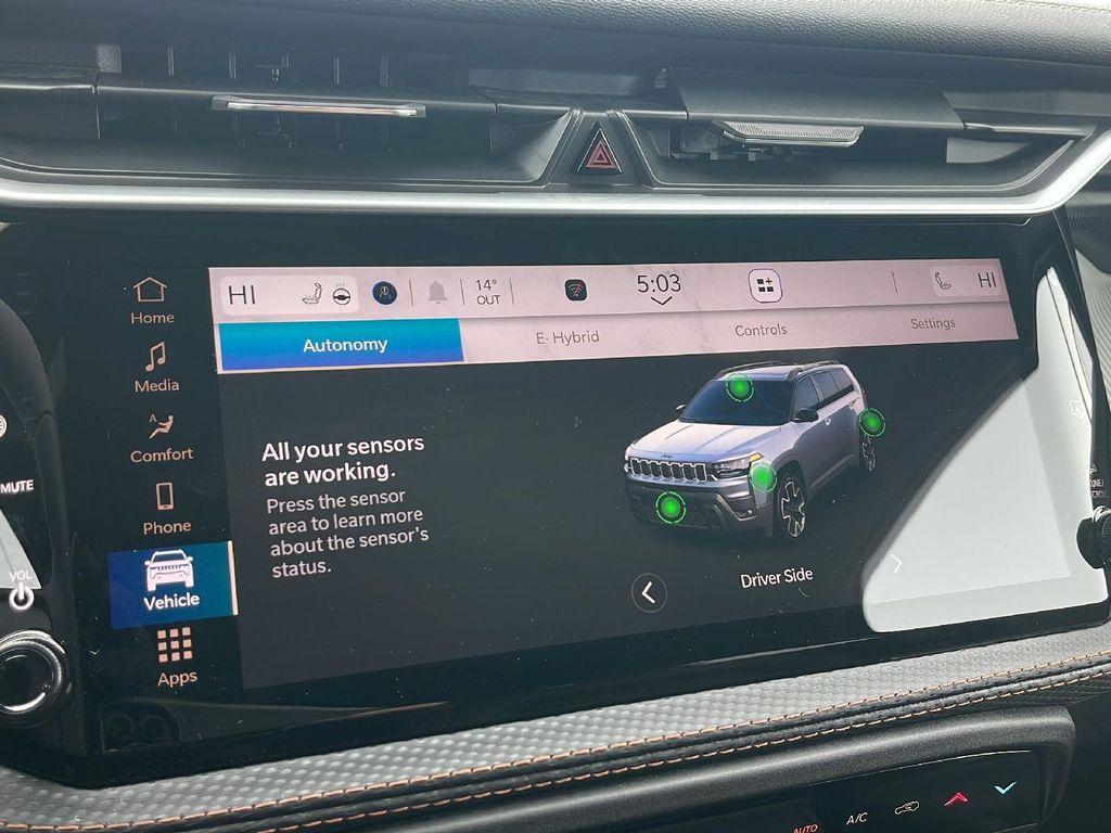 new 2026 Jeep Cherokee car, priced at $43,310