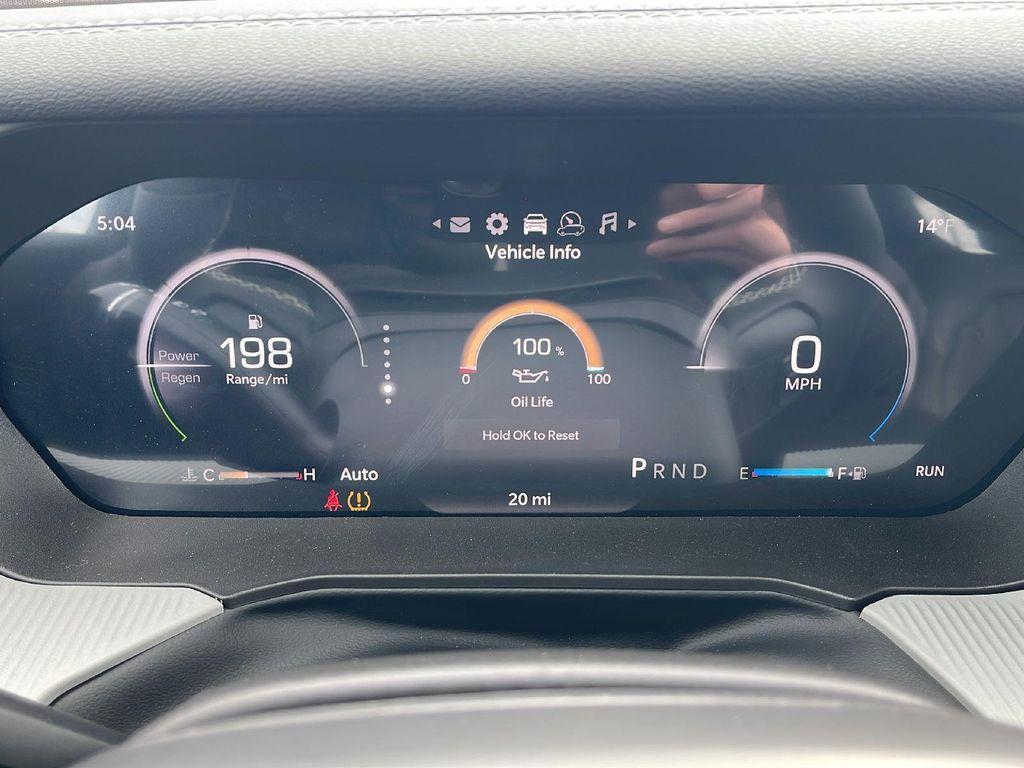 new 2026 Jeep Cherokee car, priced at $43,310