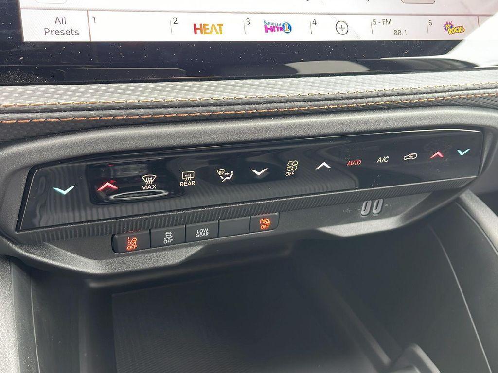 new 2026 Jeep Cherokee car, priced at $43,310