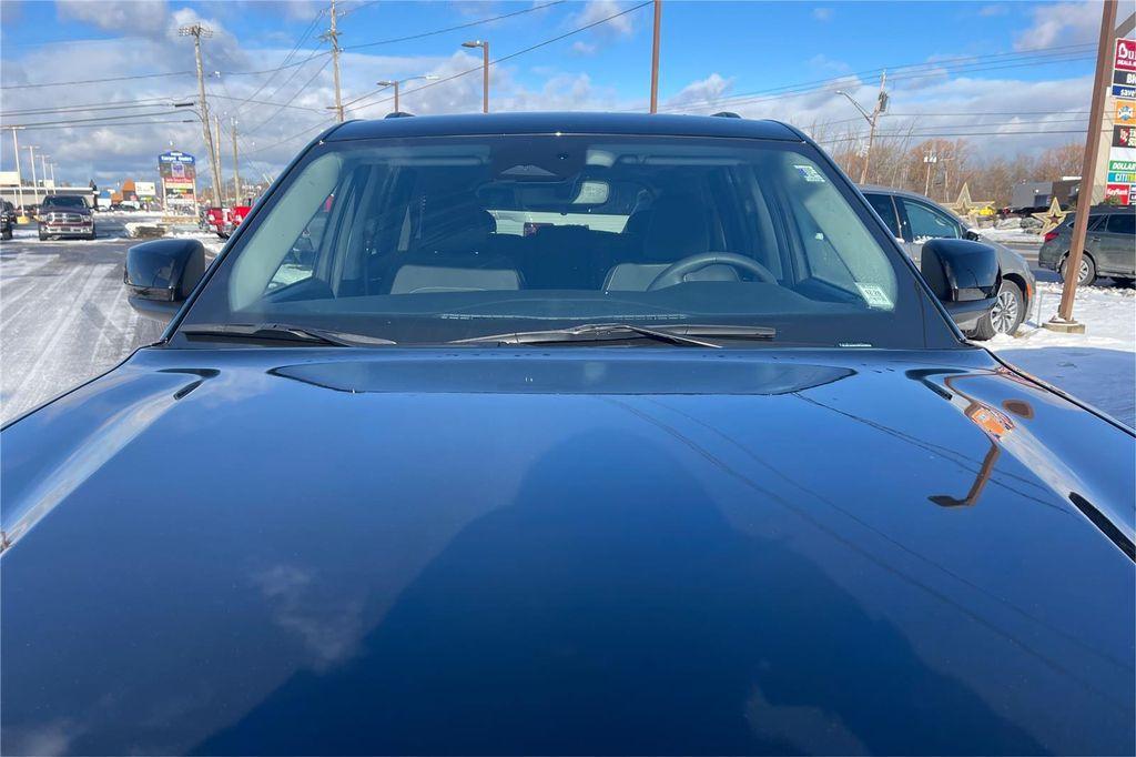 used 2023 Jeep Grand Cherokee car, priced at $29,000