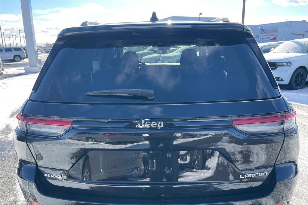 used 2023 Jeep Grand Cherokee car, priced at $29,000