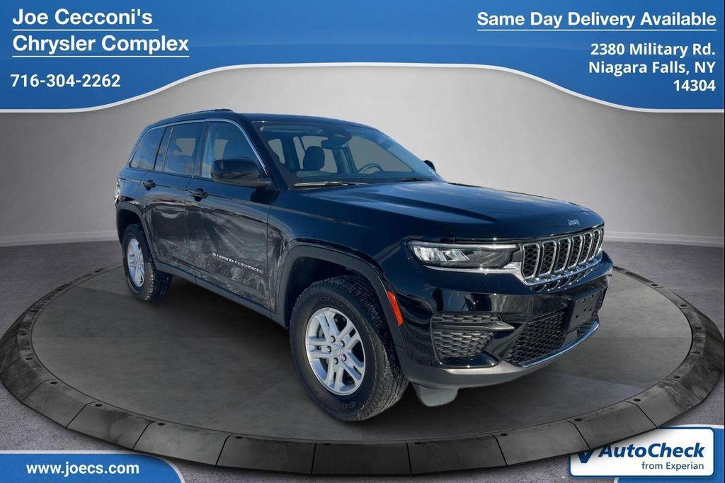used 2023 Jeep Grand Cherokee car, priced at $29,000