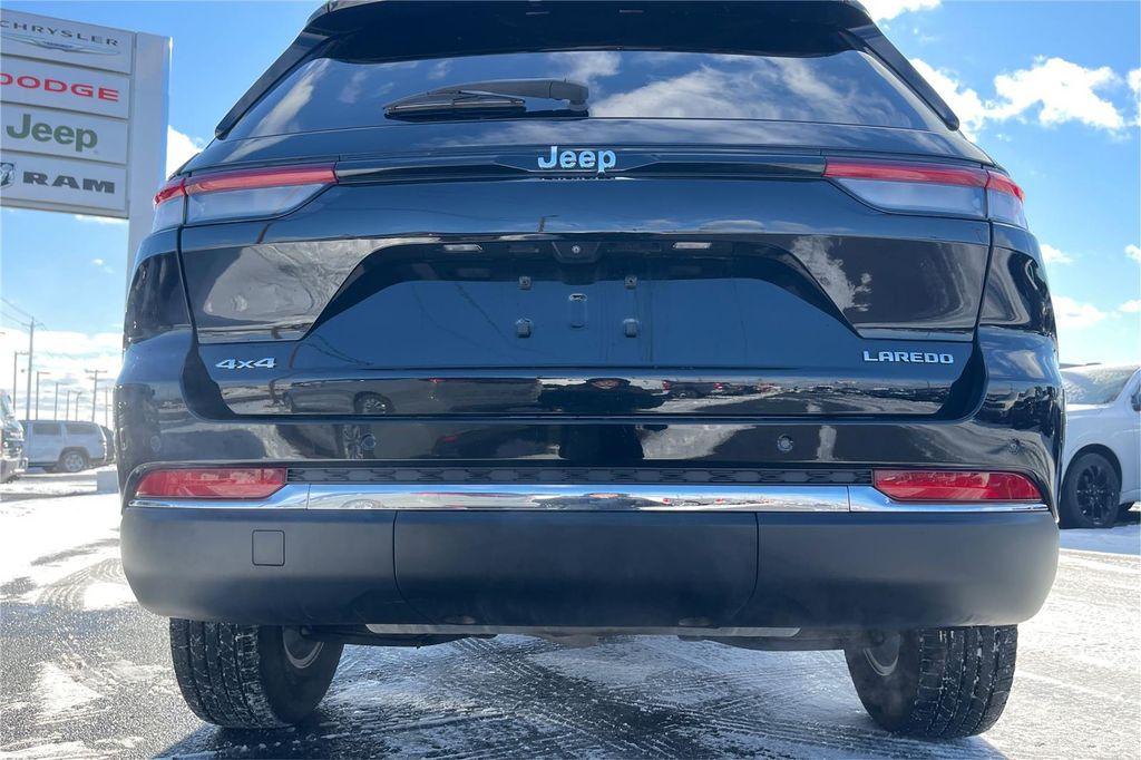 used 2023 Jeep Grand Cherokee car, priced at $29,000