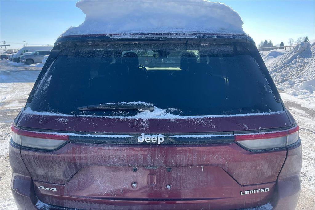 used 2024 Jeep Grand Cherokee car, priced at $35,500