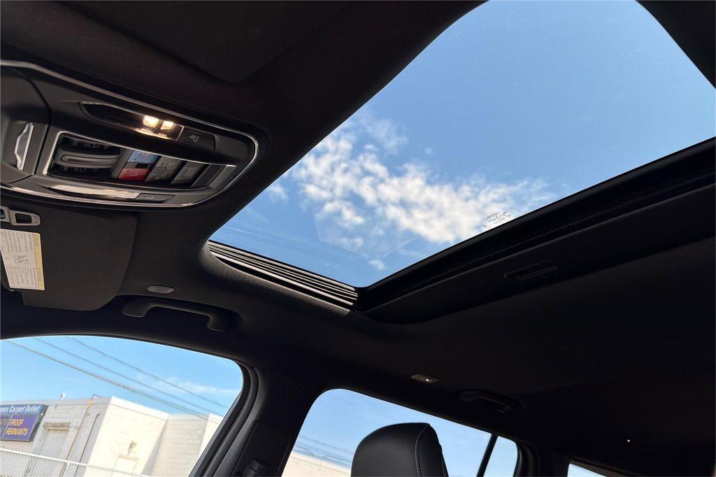 new 2025 Jeep Grand Cherokee L car, priced at $43,370