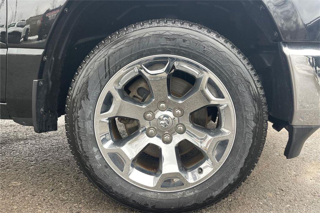 used 2022 Ram 1500 car, priced at $32,000