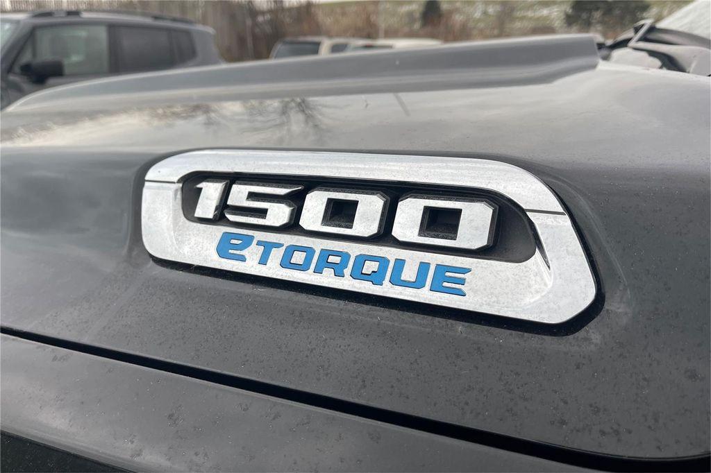 used 2022 Ram 1500 car, priced at $32,000
