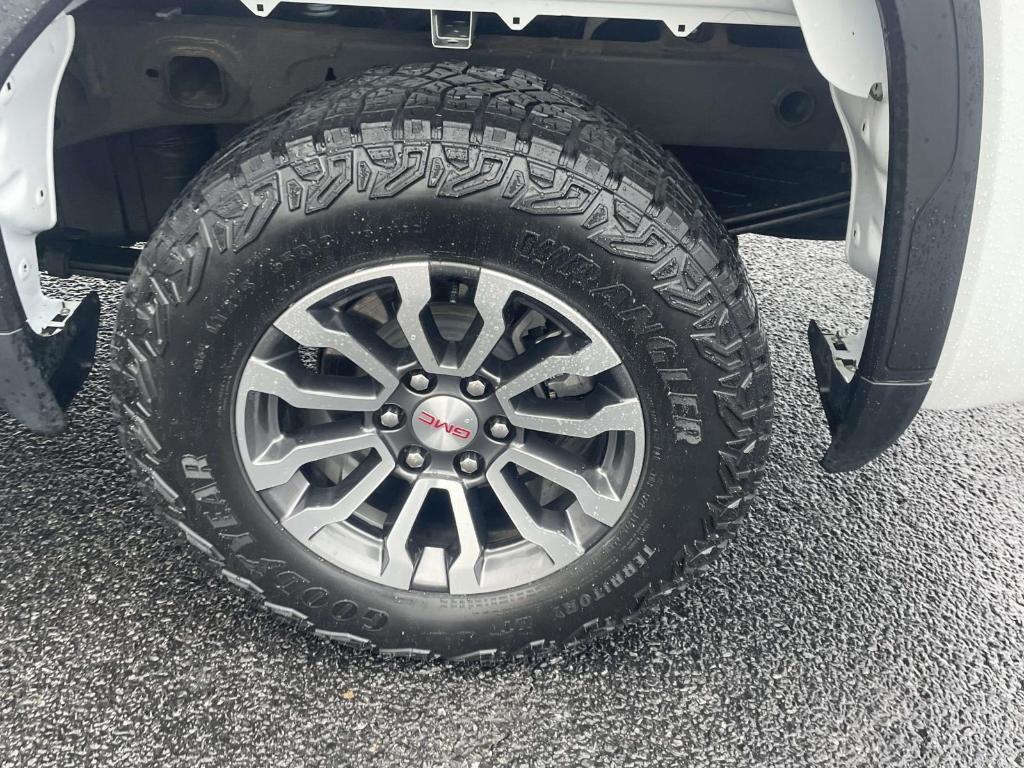 used 2023 GMC Sierra 1500 car, priced at $35,800
