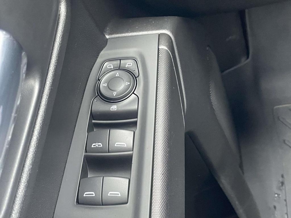 used 2023 GMC Sierra 1500 car, priced at $35,800