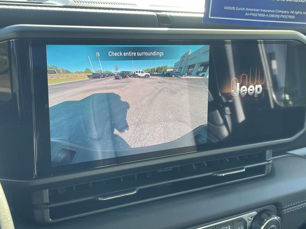 new 2026 Jeep Gladiator car, priced at $47,608