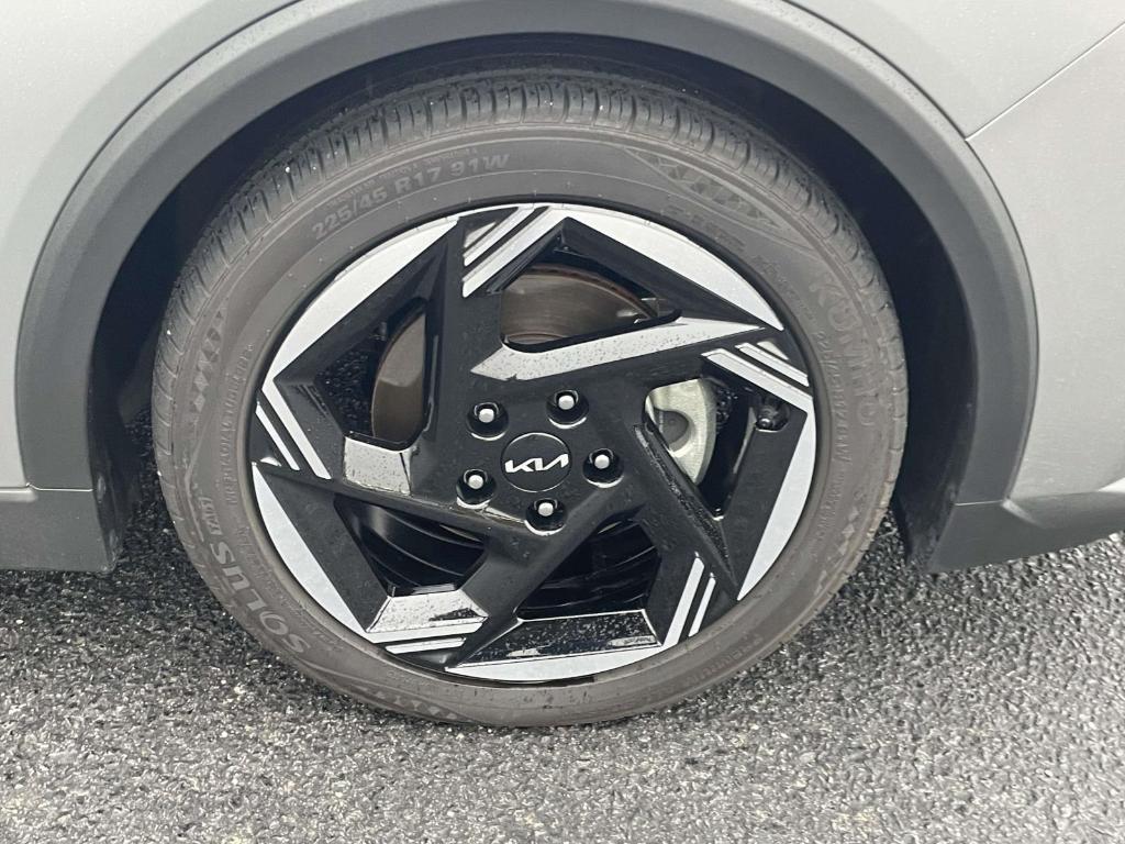 used 2025 Kia K4 car, priced at $23,500