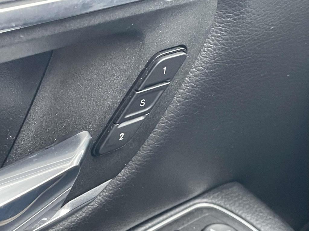 used 2024 Ram 1500 car, priced at $33,000