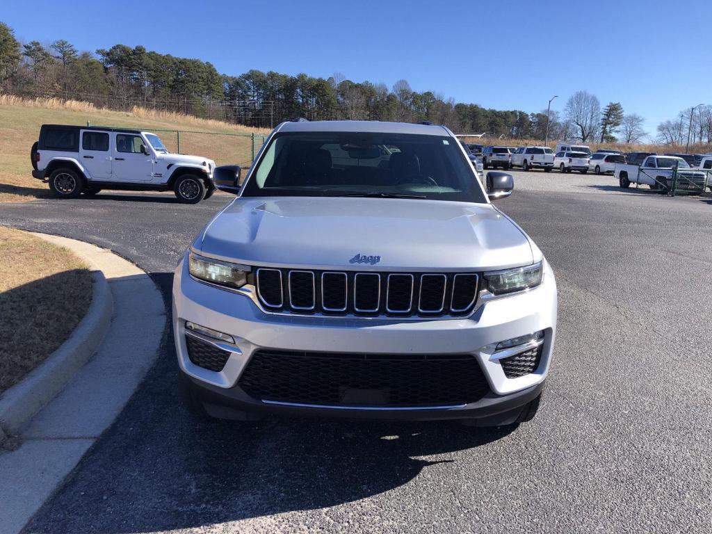 used 2022 Jeep Grand Cherokee car, priced at $27,399