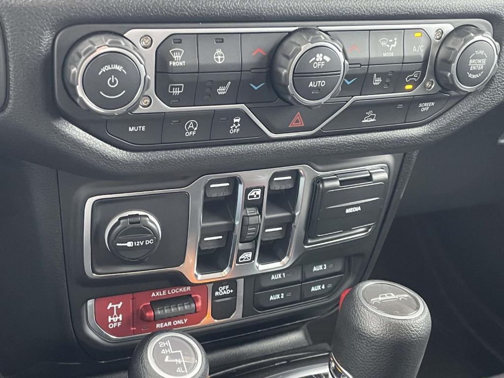 new 2026 Jeep Gladiator car, priced at $53,558