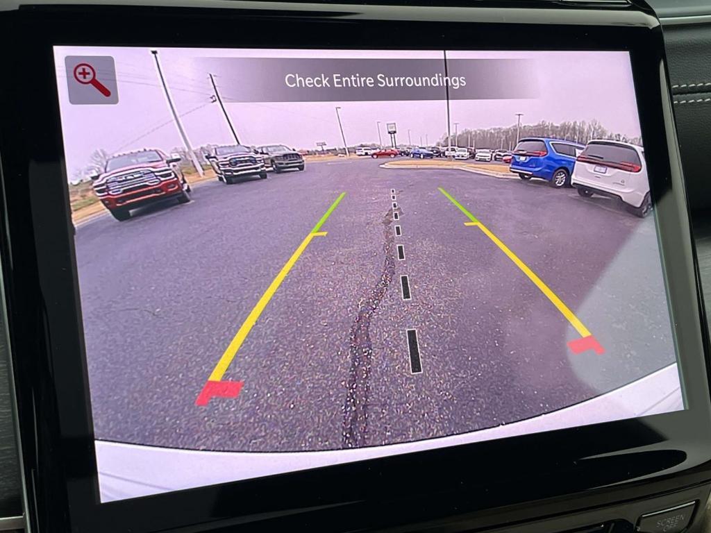 new 2025 Jeep Grand Cherokee car, priced at $43,613