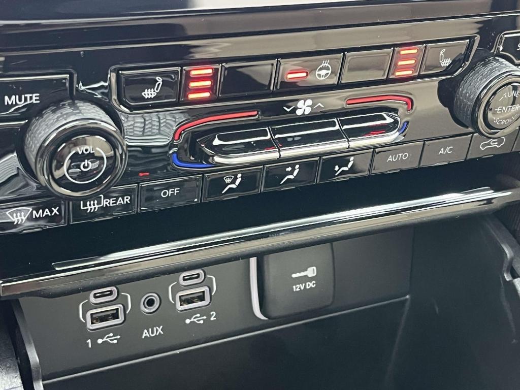 new 2025 Jeep Grand Cherokee car, priced at $43,613