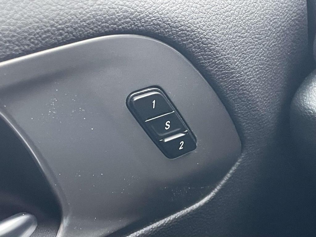 new 2026 Chrysler Pacifica car, priced at $42,128