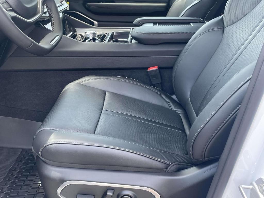 new 2026 Jeep Grand Wagoneer car, priced at $71,553
