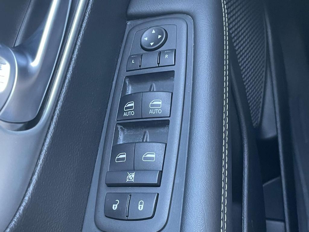 used 2024 Chrysler Pacifica Hybrid car, priced at $25,500