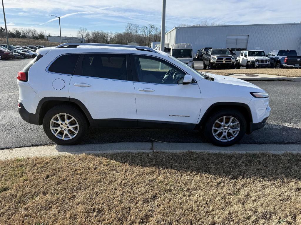 used 2015 Jeep Cherokee car, priced at $13,995