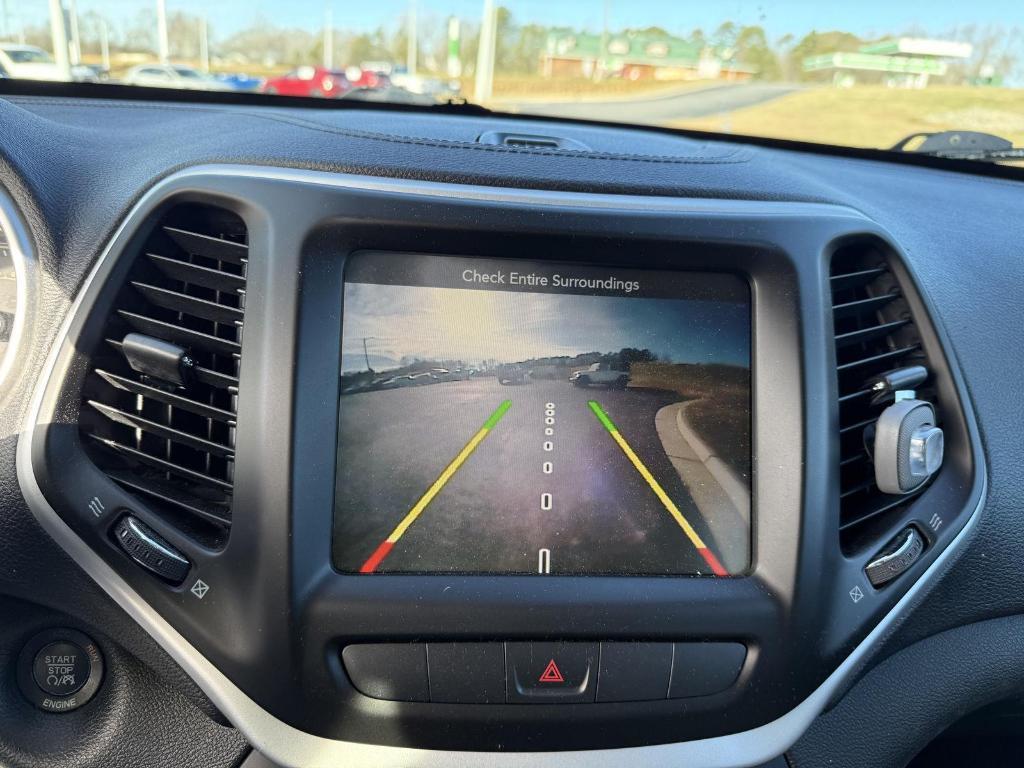 used 2015 Jeep Cherokee car, priced at $13,995