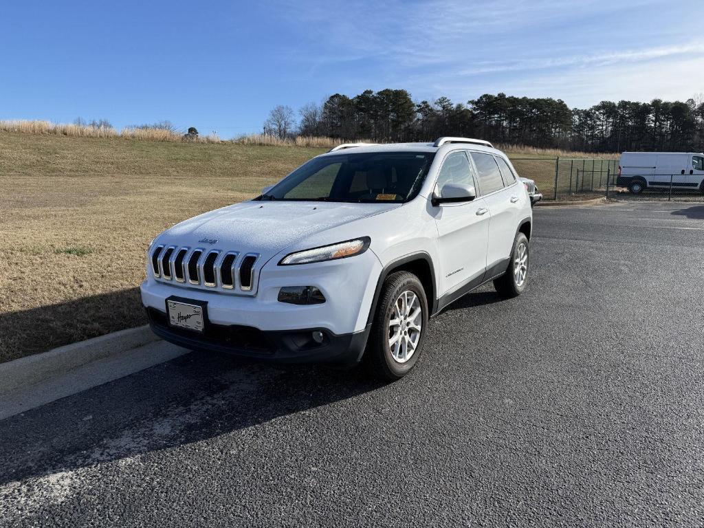 used 2015 Jeep Cherokee car, priced at $13,995