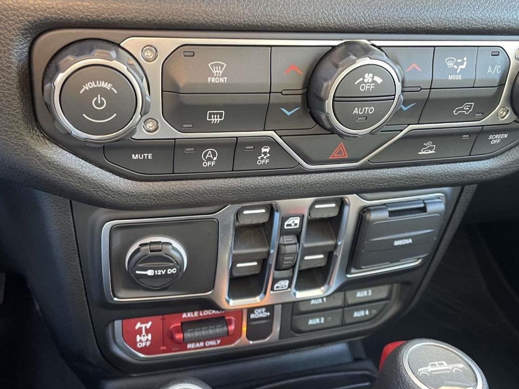 new 2026 Jeep Gladiator car, priced at $47,368