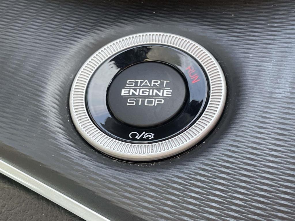 used 2023 Jeep Grand Cherokee car, priced at $33,993