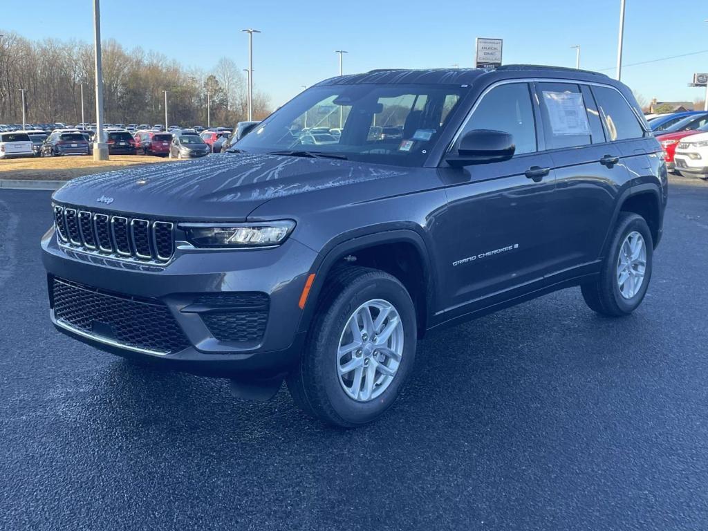 new 2025 Jeep Grand Cherokee car, priced at $35,673