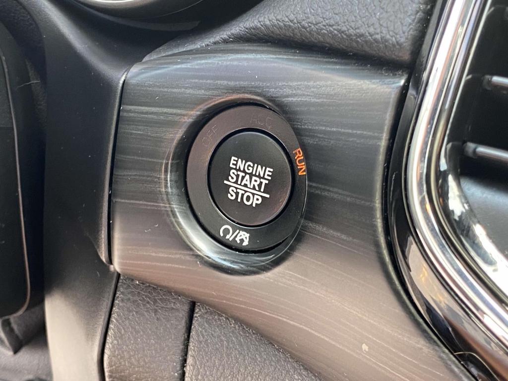 used 2019 Jeep Grand Cherokee car, priced at $18,998