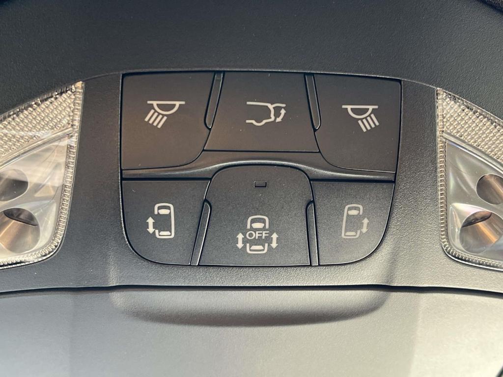 new 2026 Chrysler Pacifica car, priced at $44,373