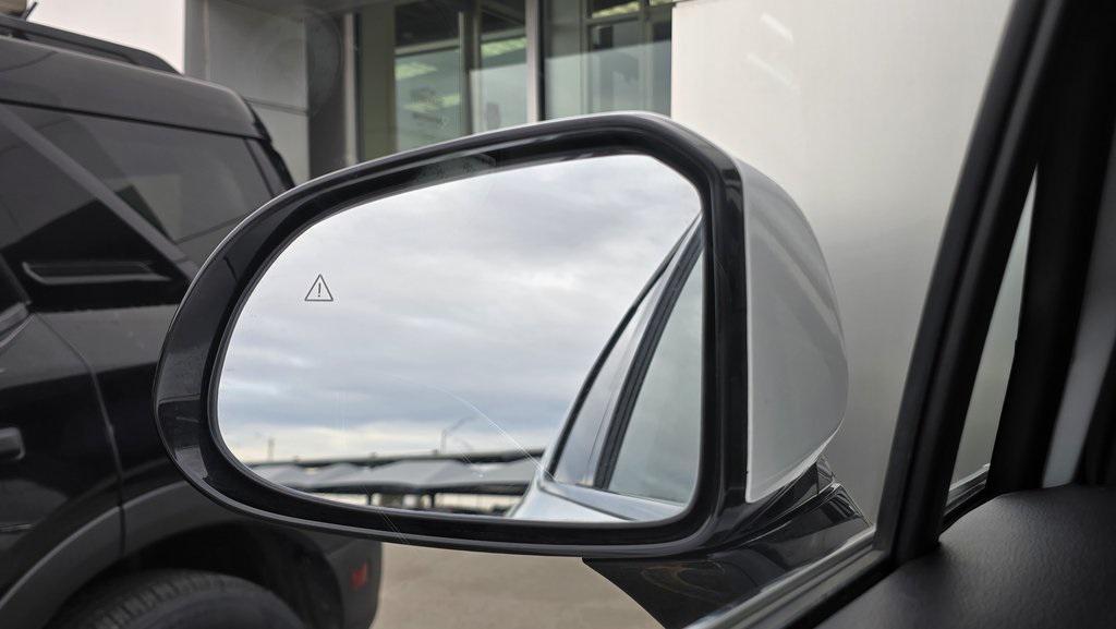 used 2022 Hyundai Santa Fe car, priced at $31,994