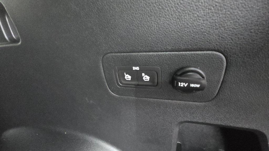 used 2022 Hyundai Santa Fe car, priced at $31,994