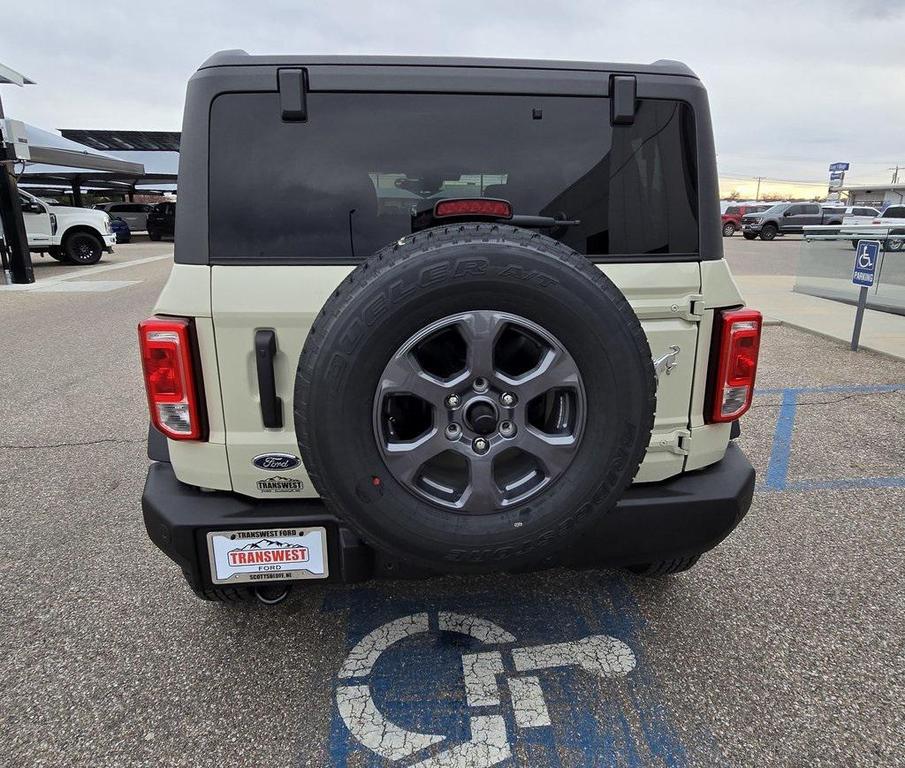 new 2025 Ford Bronco car, priced at $46,417
