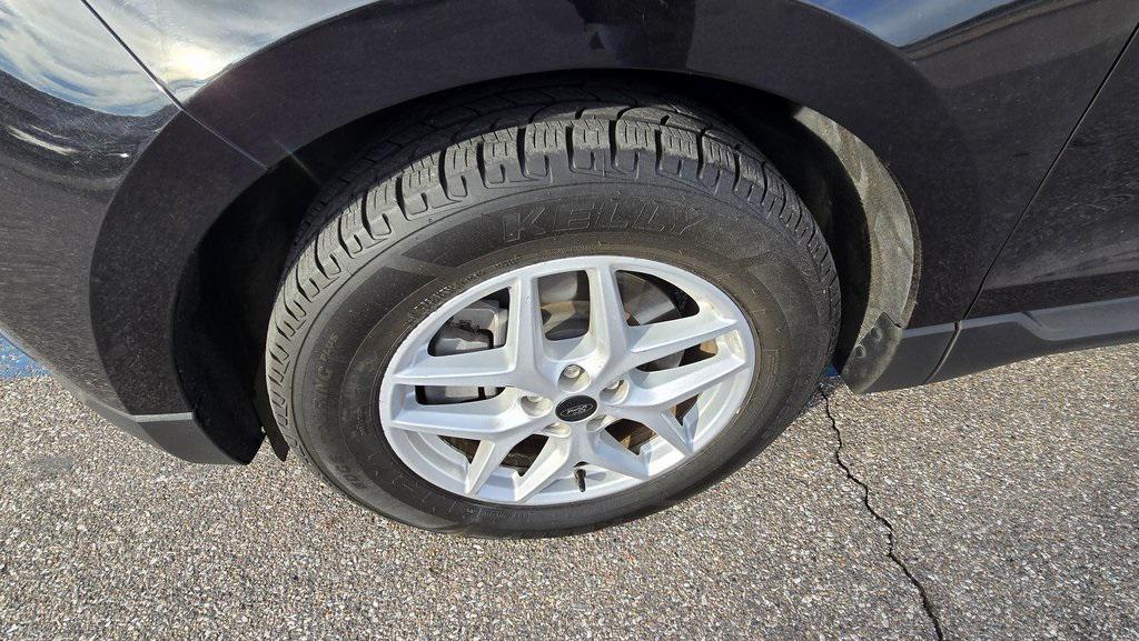 used 2023 Ford Edge car, priced at $21,992