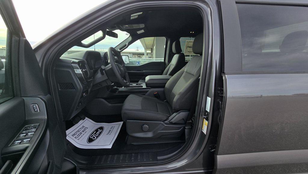 new 2025 Ford F-150 car, priced at $46,516
