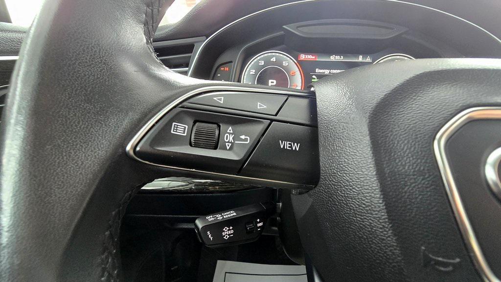 used 2023 Audi Q7 car, priced at $33,428