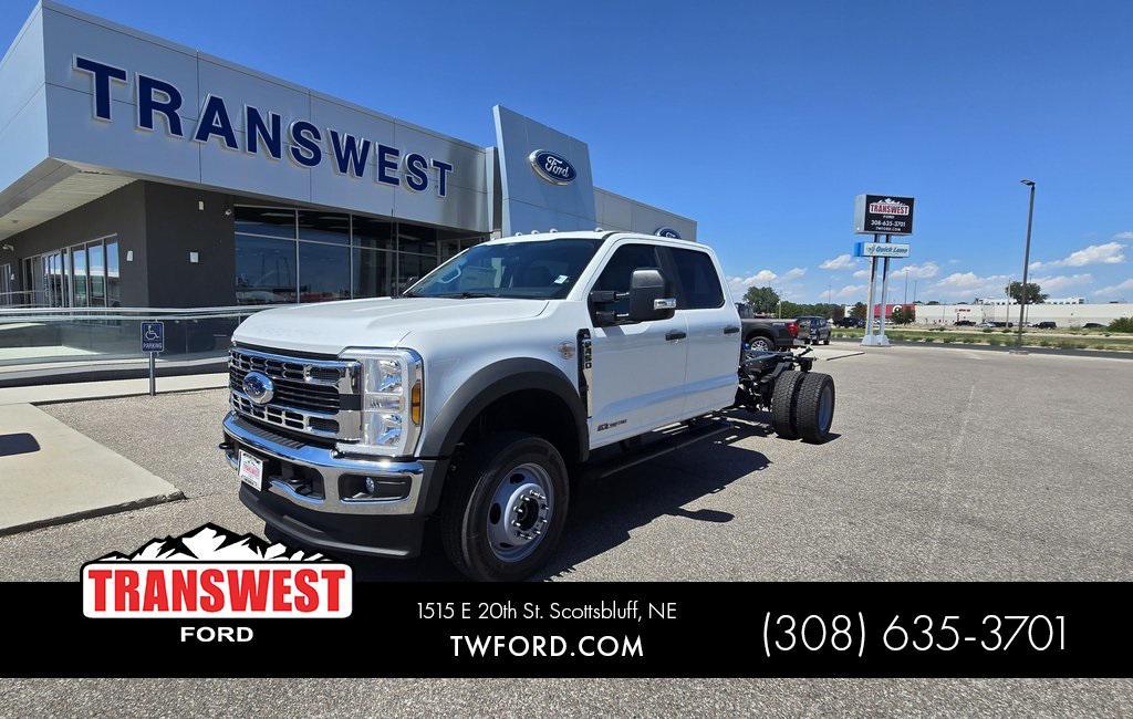 new 2025 Ford F-450 car, priced at $73,528