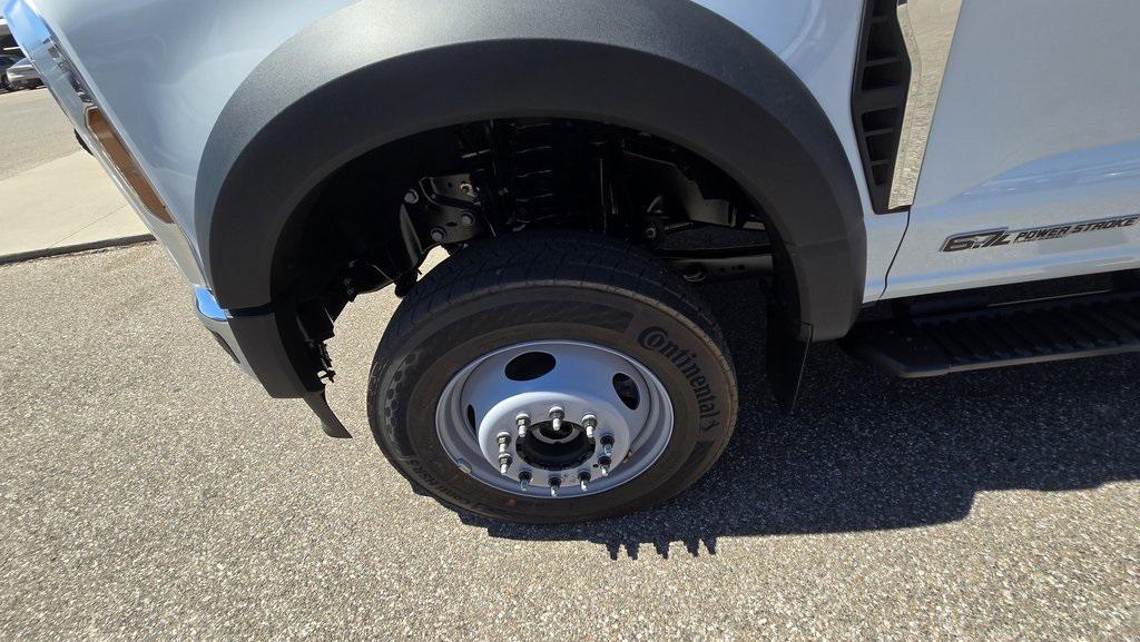 new 2025 Ford F-450 car, priced at $74,528